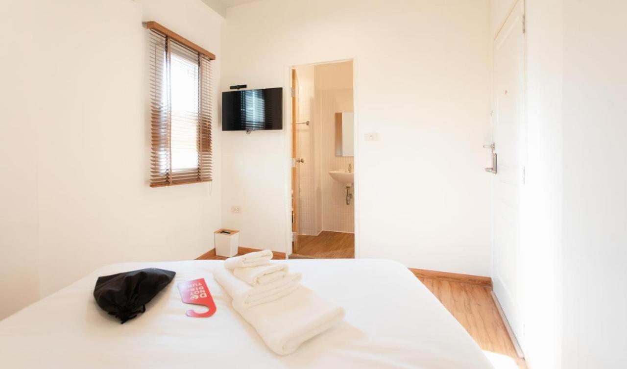 Hotel Papa Bangkok Siriraj Екстер'єр фото